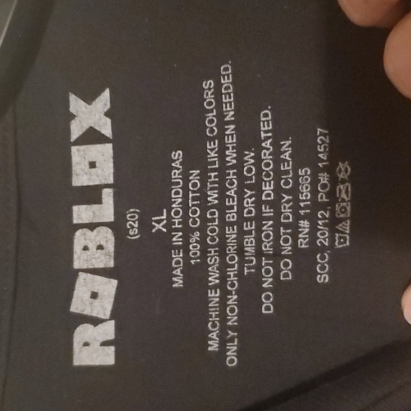 ๐ ROBLOX Boys XL Black Tee ๐ - Picture 3 of 5